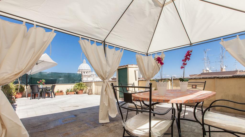 Rental In Rome Vatican View Terrace Phòng bức ảnh